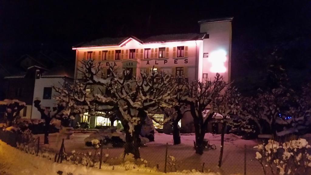Hotel Des Alpes Брид-Ле-Бэн Экстерьер фото