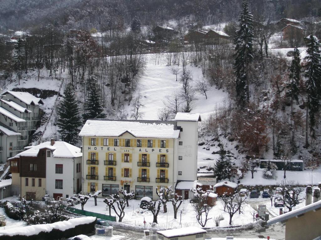 Hotel Des Alpes Брид-Ле-Бэн Экстерьер фото
